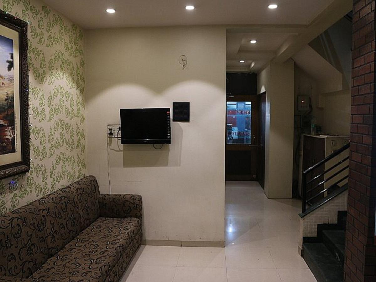 Hotel Shri Krishna Shirdi Extérieur photo